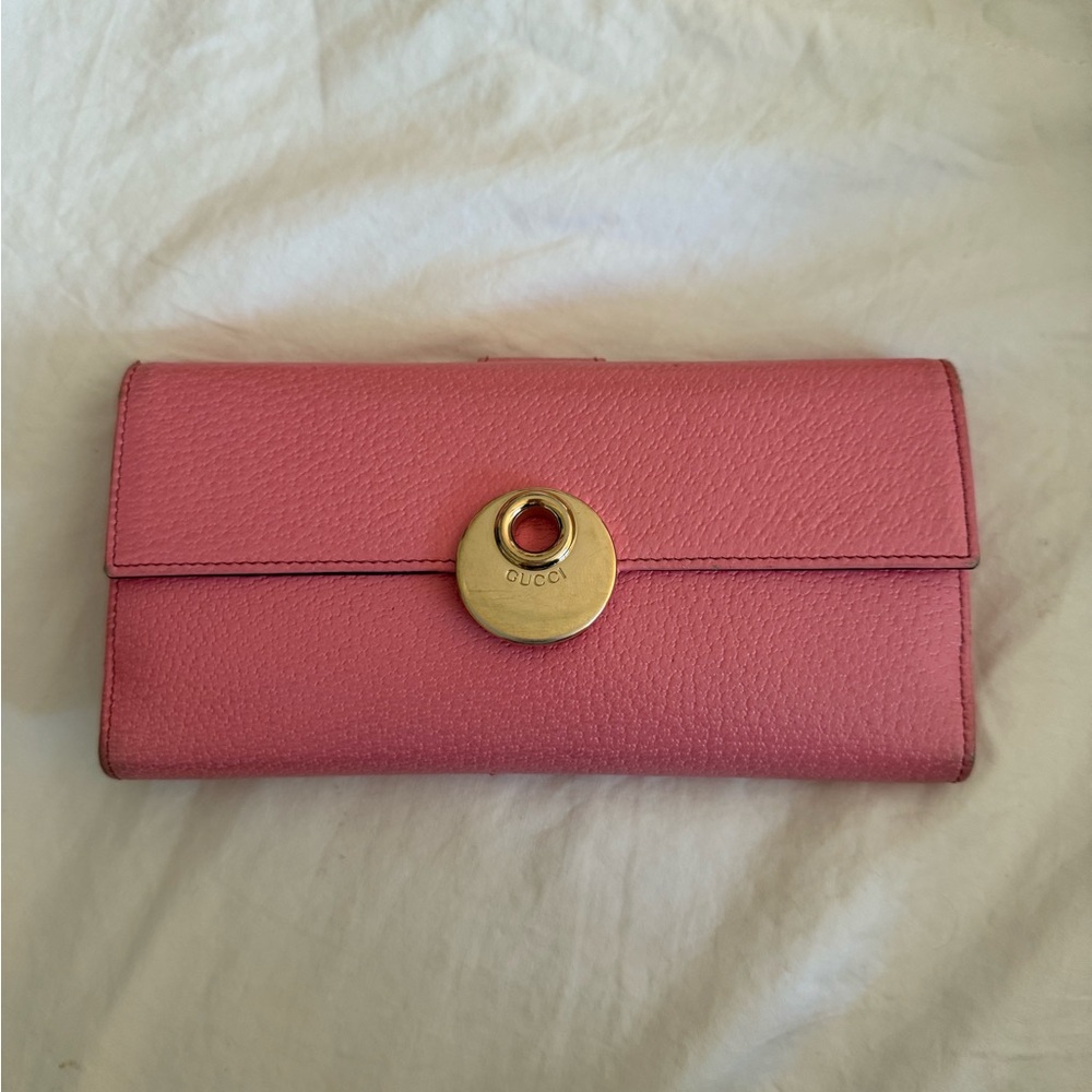 Gucci Pink Leather Wallet with Gold Accent